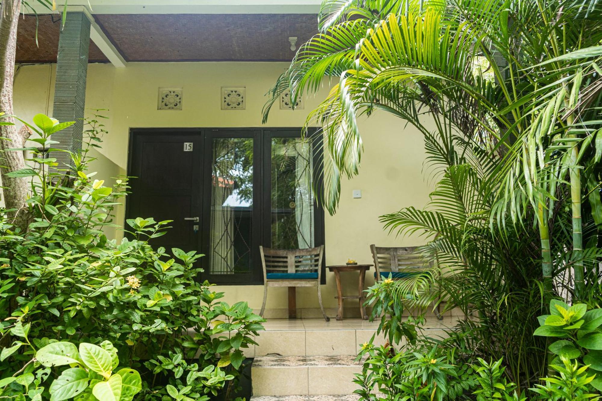 Отель Tregge Surf Camp Uluwatu Номер фото