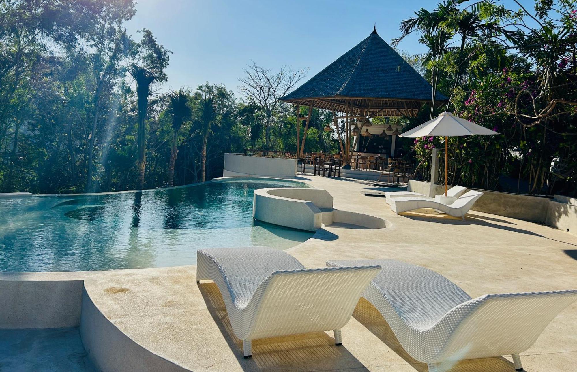 Отель Tregge Surf Camp Uluwatu Экстерьер фото