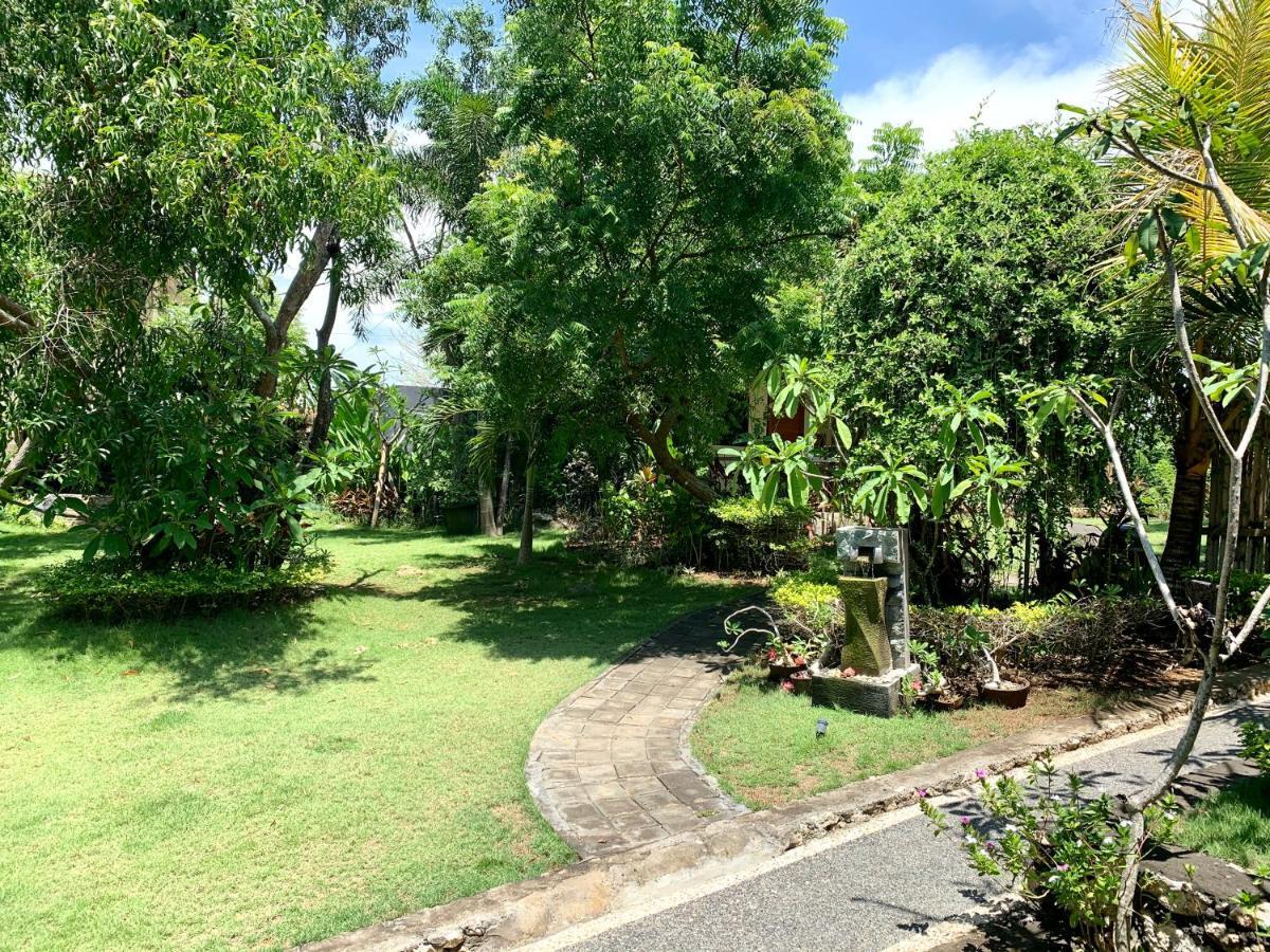 Отель Tregge Surf Camp Uluwatu Экстерьер фото