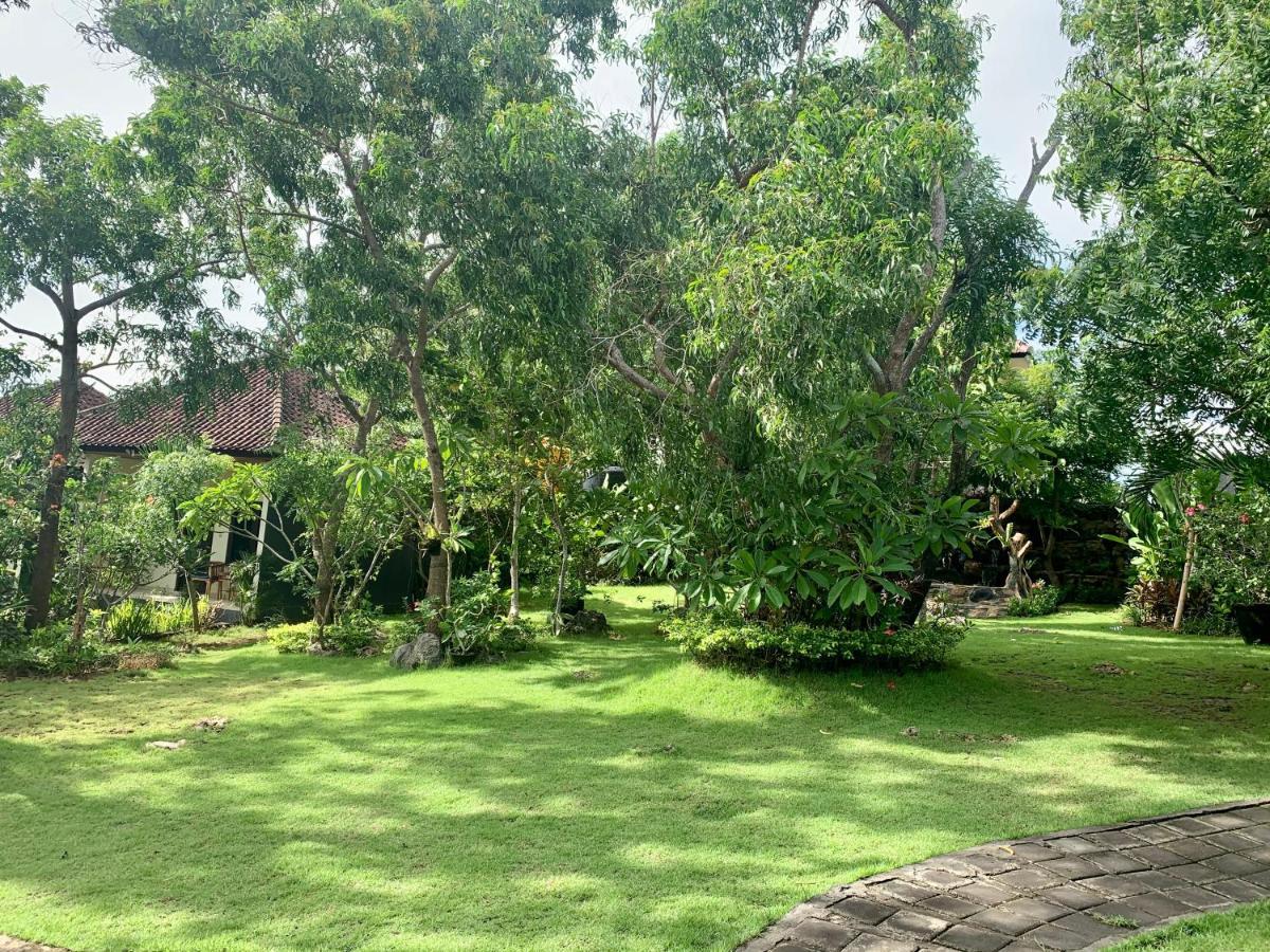 Отель Tregge Surf Camp Uluwatu Экстерьер фото